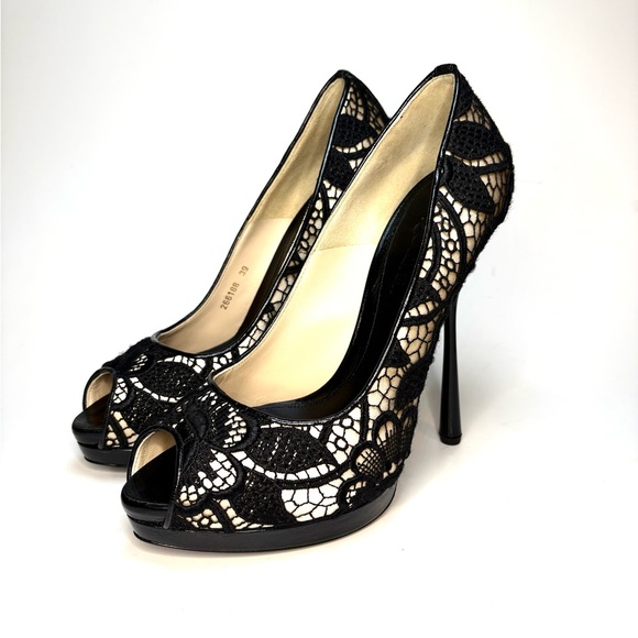 Alexander McQueen Black Lace Platform Peep Toe Stilettos | 39 - Picture 10 of 10